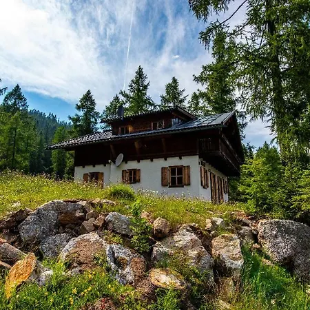 Almhaus Laerchegg Apartment Sonnenalpe Nassfeld